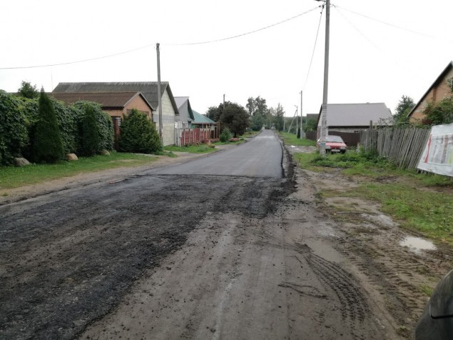 Проводится асфальтирование дорог в населенных пунктах Боровлянского сельсовета.