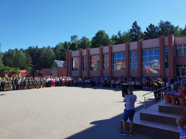Боровлянские школы 30 мая проведут торжественные линейки.