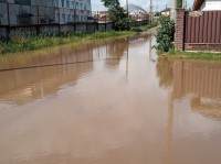 Фотофакт: Огромная лужа в Боровлянах.